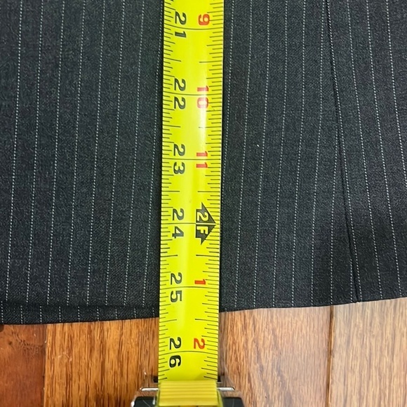 J. Crew 1035 Super 120’s Wool Grey Pin Stripe Women’s Two Button Blazer Size 8 - Picture 8 of 10